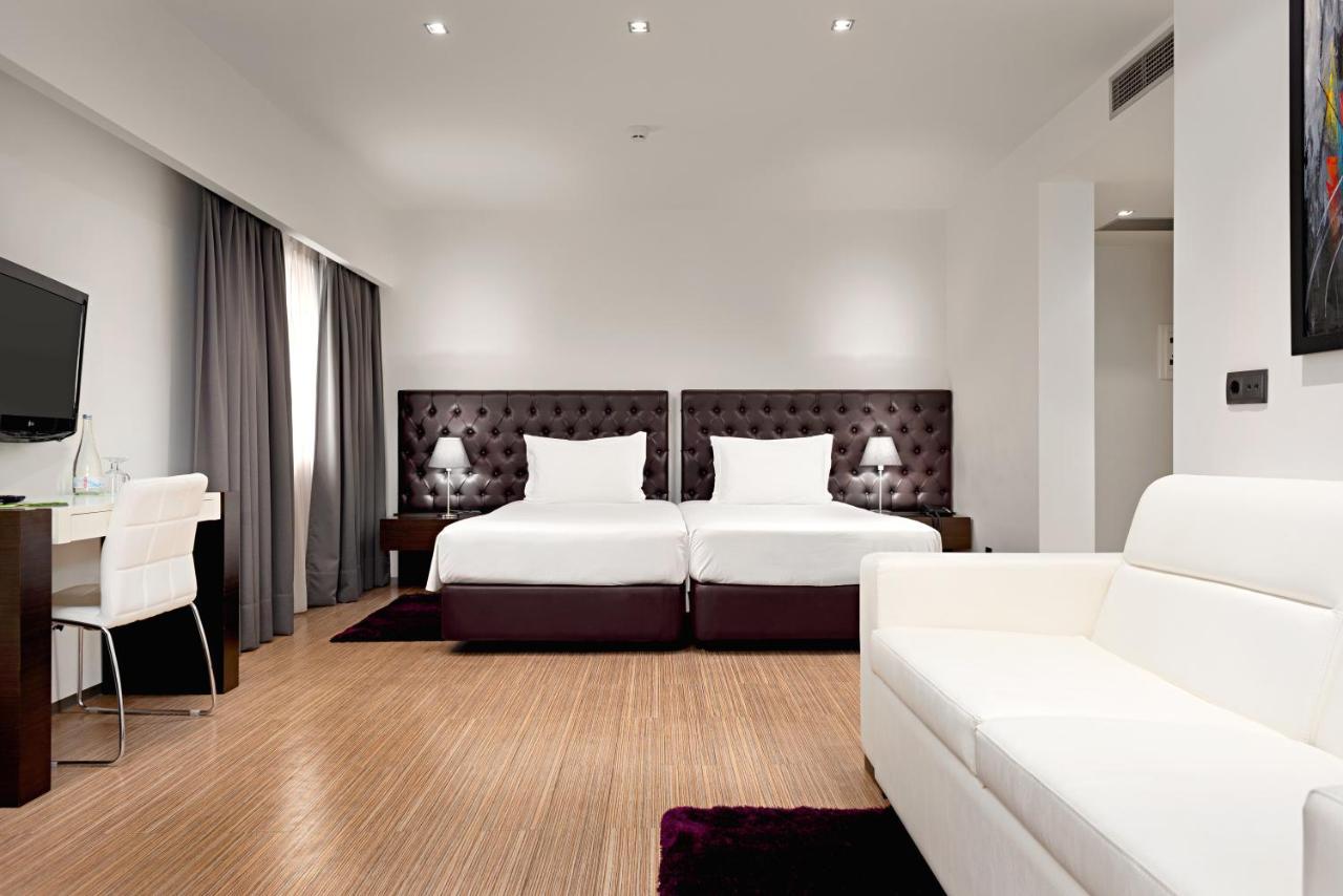 Hotel Dos Zimbros เซซิมบรา ภายนอก รูปภาพ