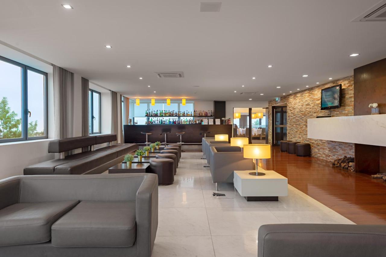 Hotel Dos Zimbros เซซิมบรา ภายนอก รูปภาพ